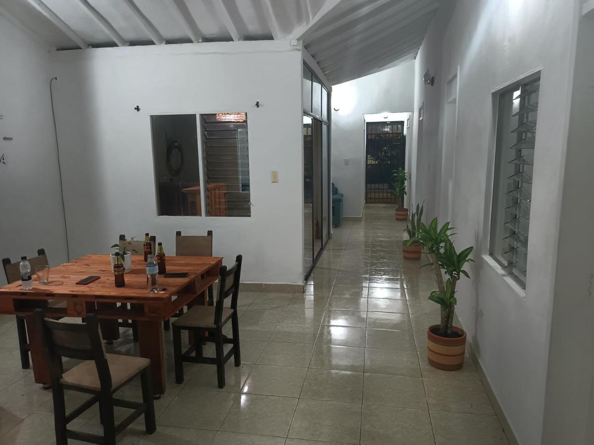Hospedajes El Jardin Envigado Zewnętrze zdjęcie