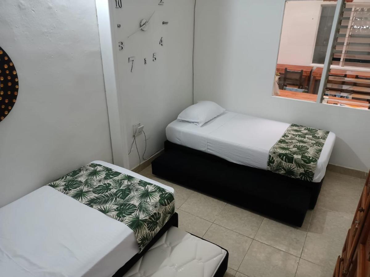Hospedajes El Jardin Envigado Zewnętrze zdjęcie